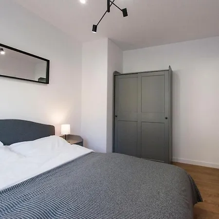 Apartament Z Ogrodkiem Brzezno Gdansk Exterior photo