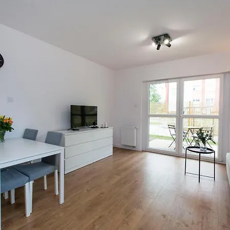 Apartament Z Ogrodkiem Brzezno Gdansk Exterior photo