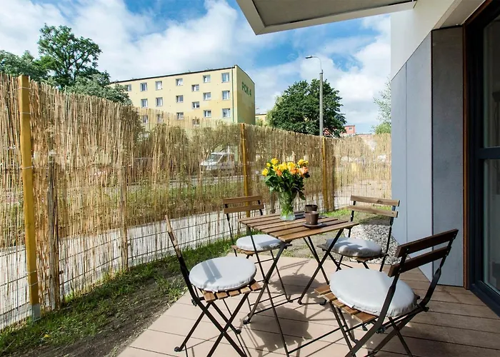 Apartament Z Ogrodkiem Brzezno